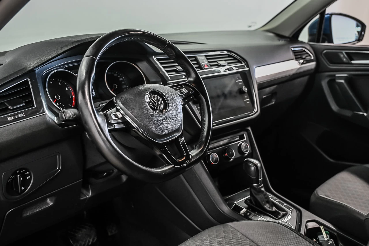 2018 Volkswagen Tiguan Trendline Awd Main Image