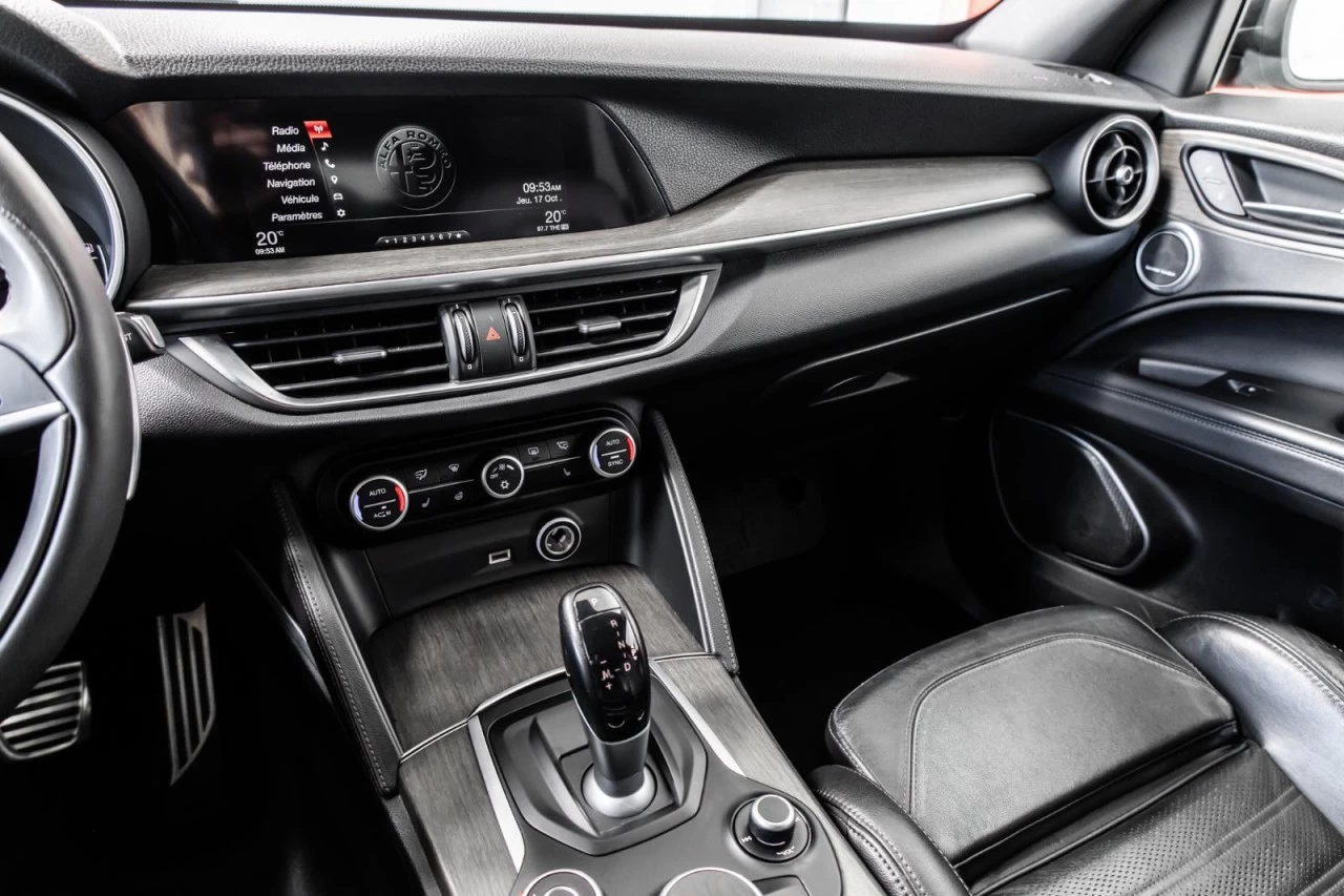 2018 Alfa Romeo Stelvio Ti Sport AWD NAVI+CUIR+TOIT.OUVRANT Main Image