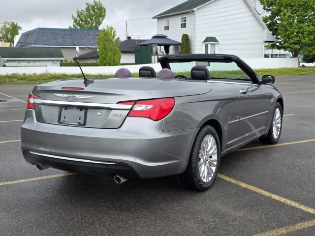 Chrysler 200 2dr Conv Touring 2013