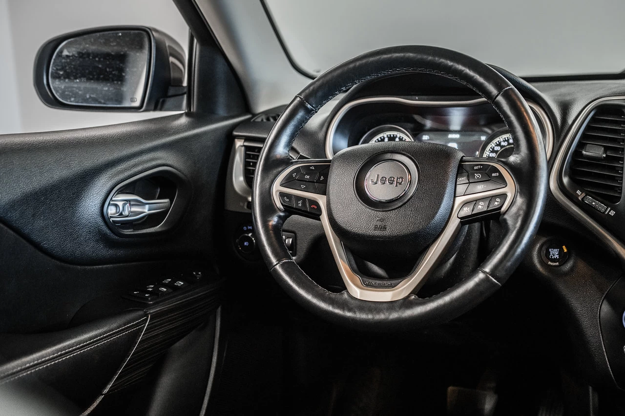 2016 Jeep Cherokee Limited V6 Awd Main Image