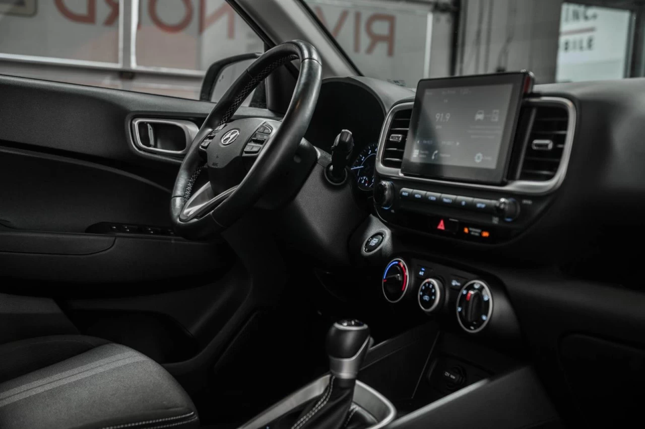 2021 Hyundai Venue Preferred MAGS+SIEGES.CHAUFF+CARPLAY+BLUETOOTH Main Image