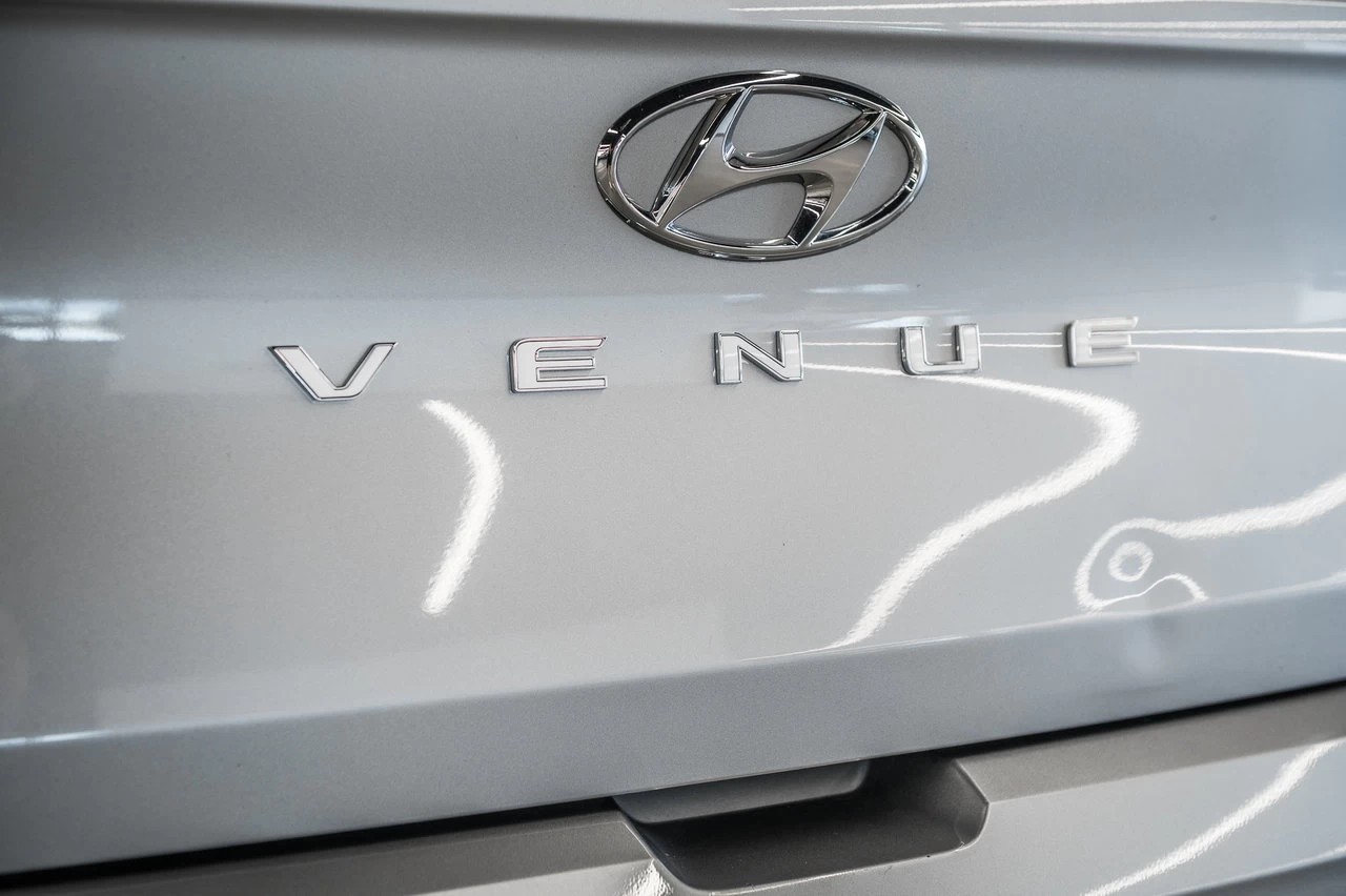 2024 Hyundai Venue Essential Main Image