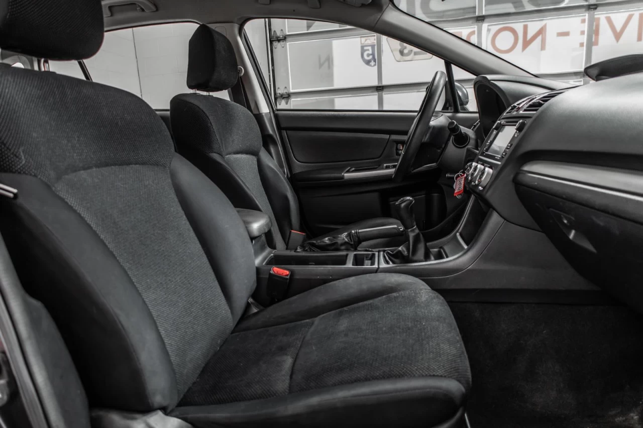 2015 Subaru Impreza Manuelle 4x4  AUBAINE! Image principale