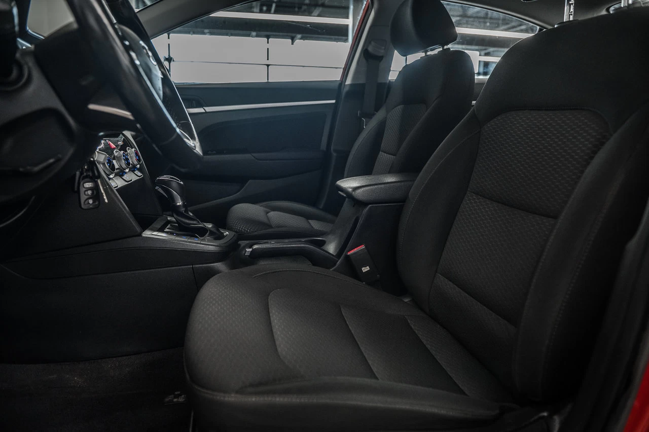 2020 Hyundai Elantra Preferred Image principale