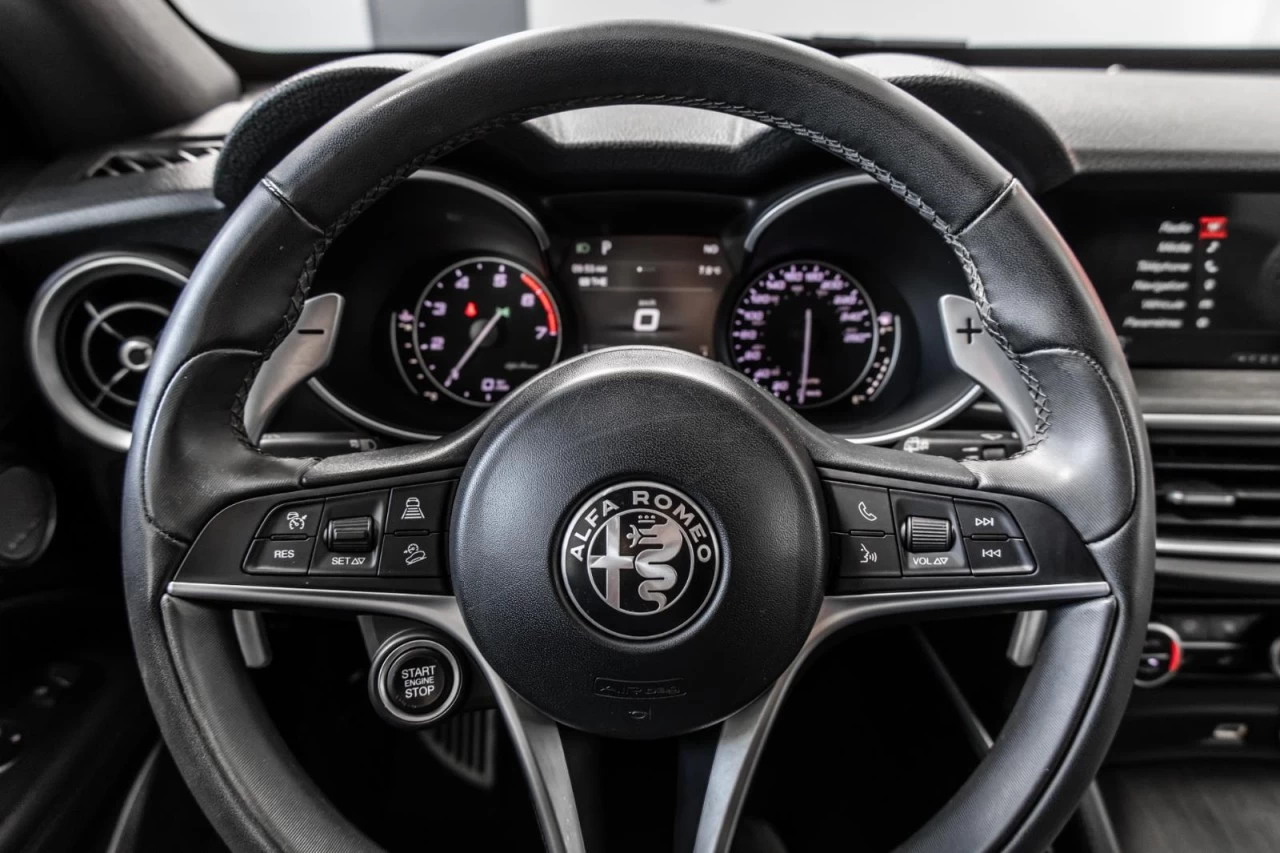 2018 Alfa Romeo Stelvio Ti Sport AWD NAVI+CUIR+TOIT.OUVRANT Main Image