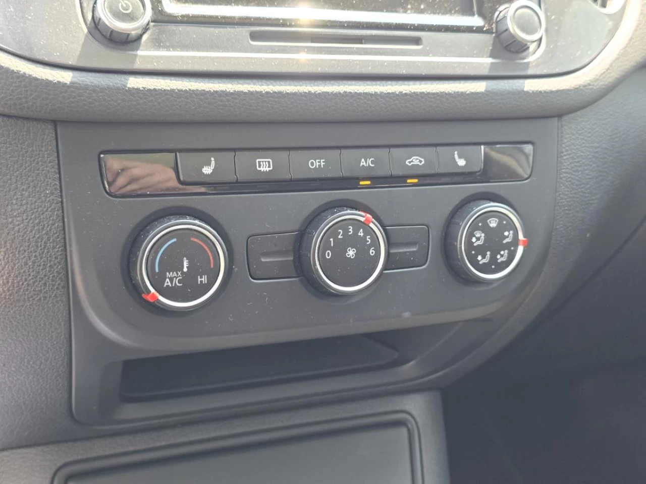 2013 Volkswagen Tiguan 4dr Auto Trendline 4Motion Image principale