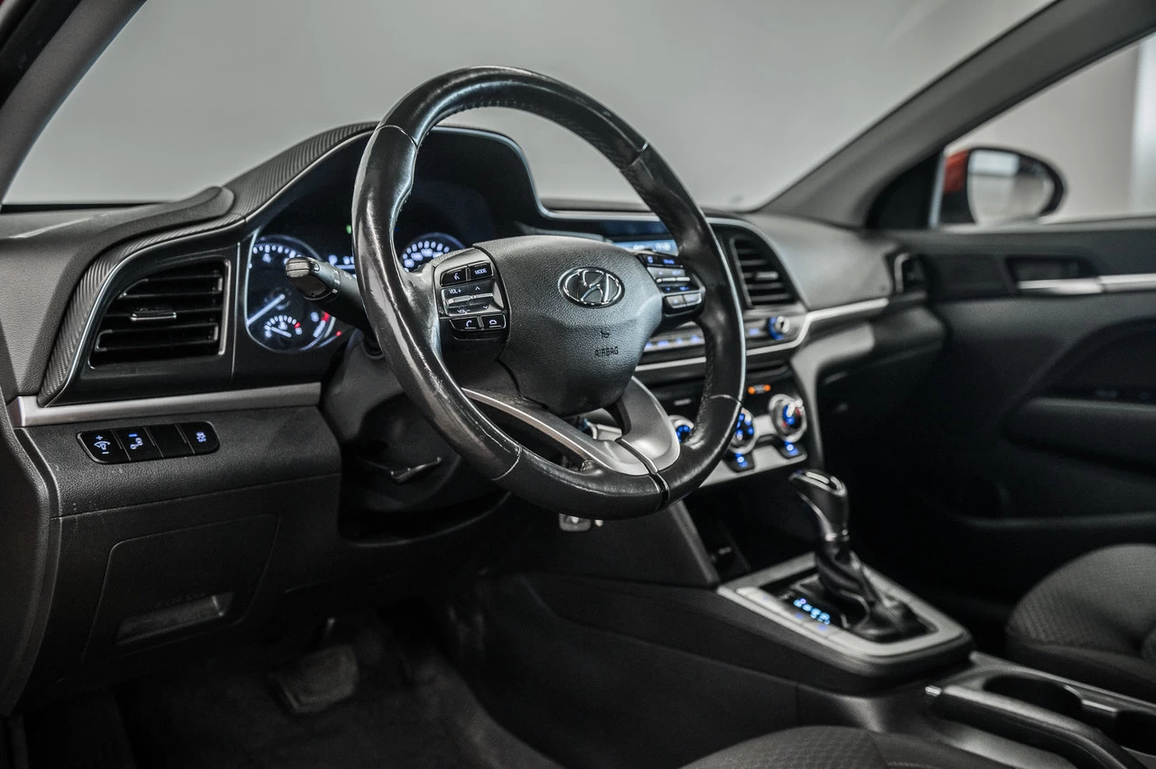 2020 Hyundai Elantra Preferred Image principale