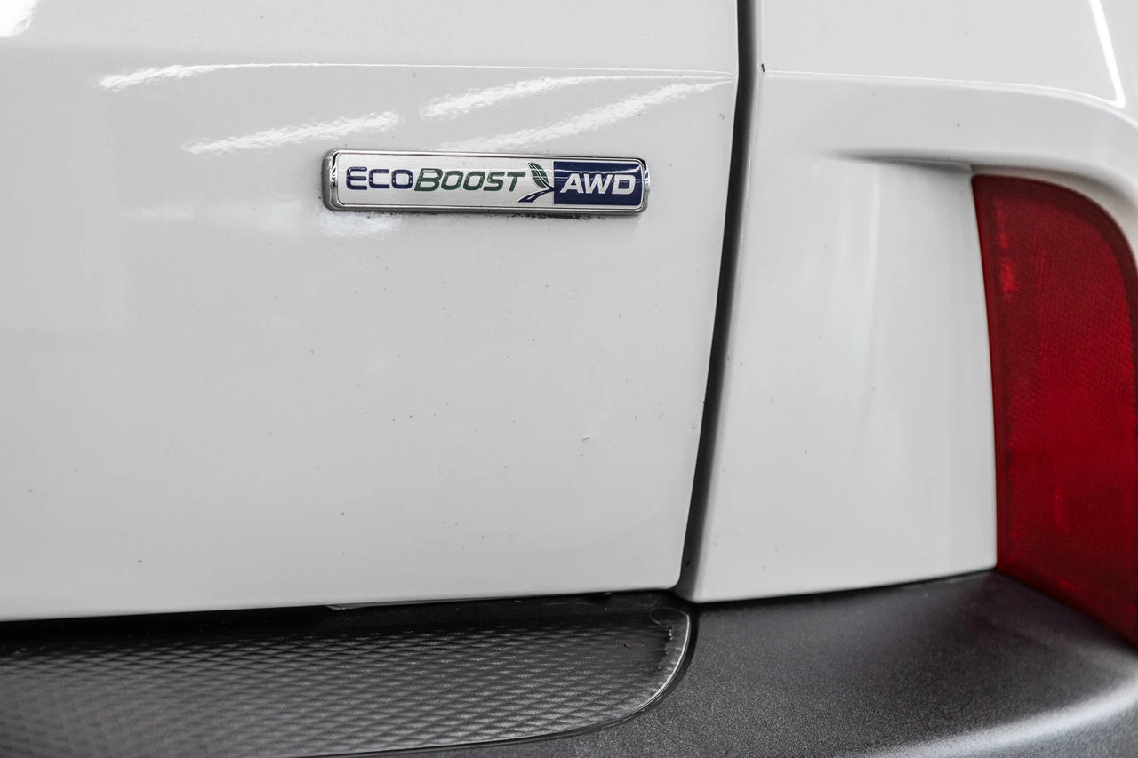 2020 Ford Escape Titanium Awd Image principale
