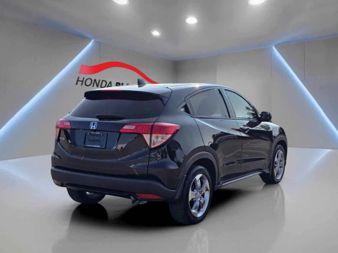 2018 Honda HR-V LX 2WD Manual Main Image