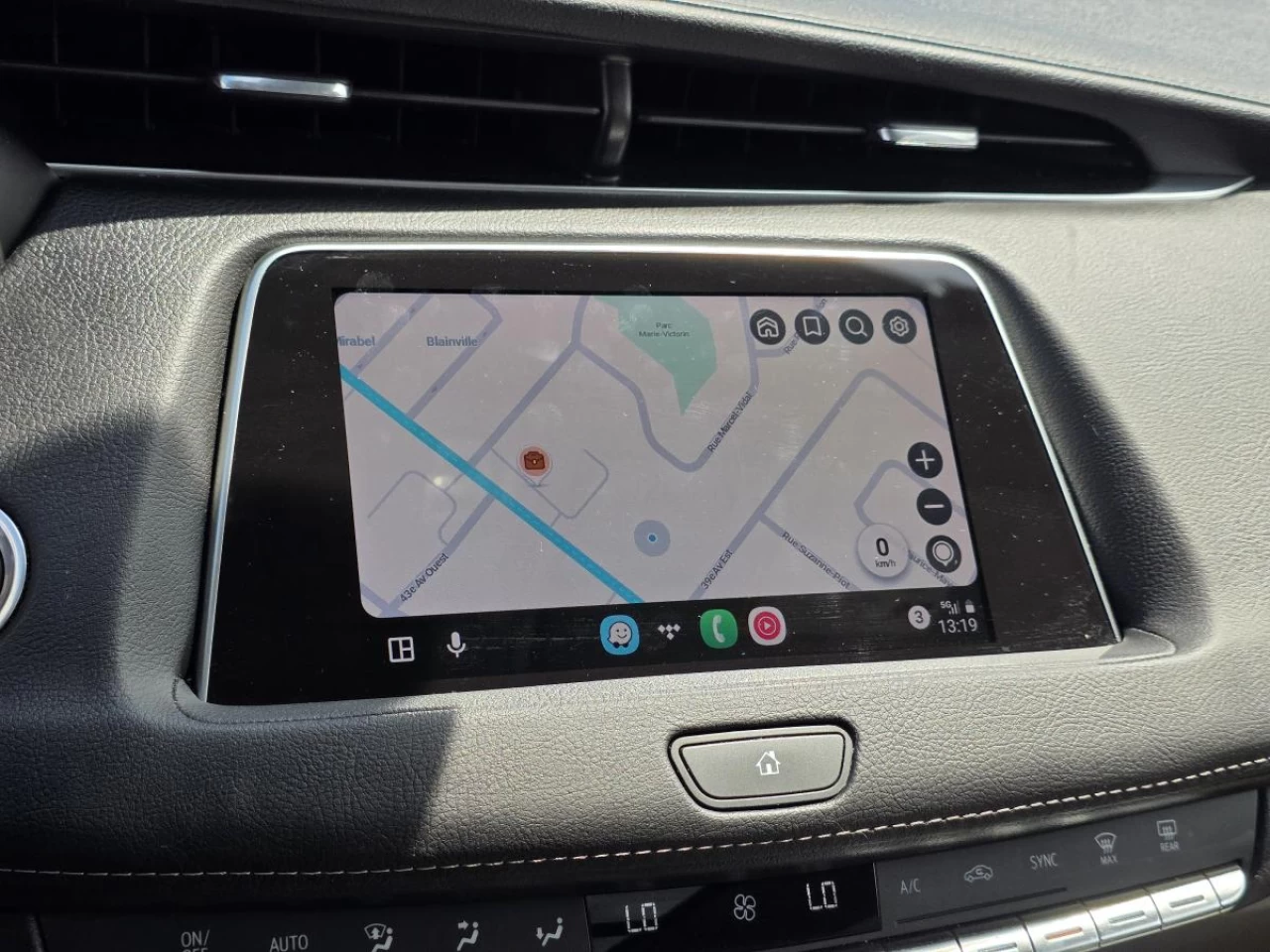 2022 Cadillac XT4 AWD 4dr Premium Luxury Main Image