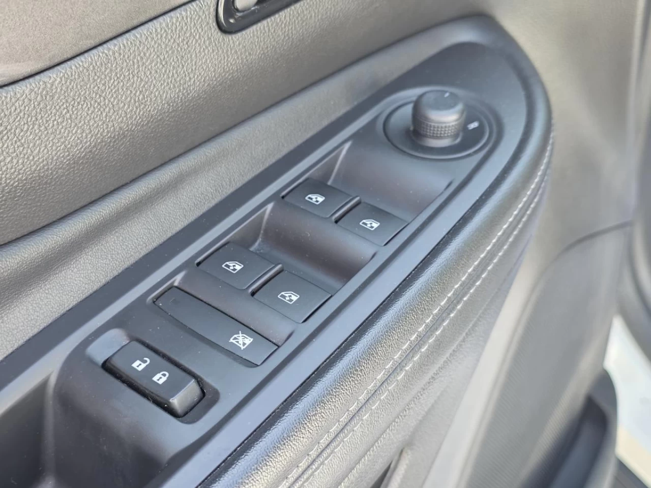 2019 Buick Encore Sport Touring FWD Main Image