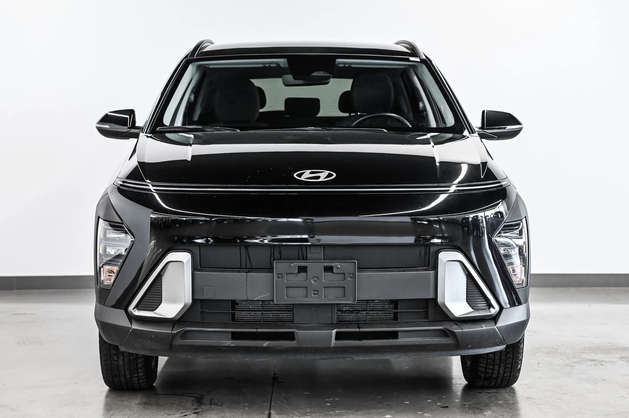 2024 Hyundai Kona Preferred Awd Main Image