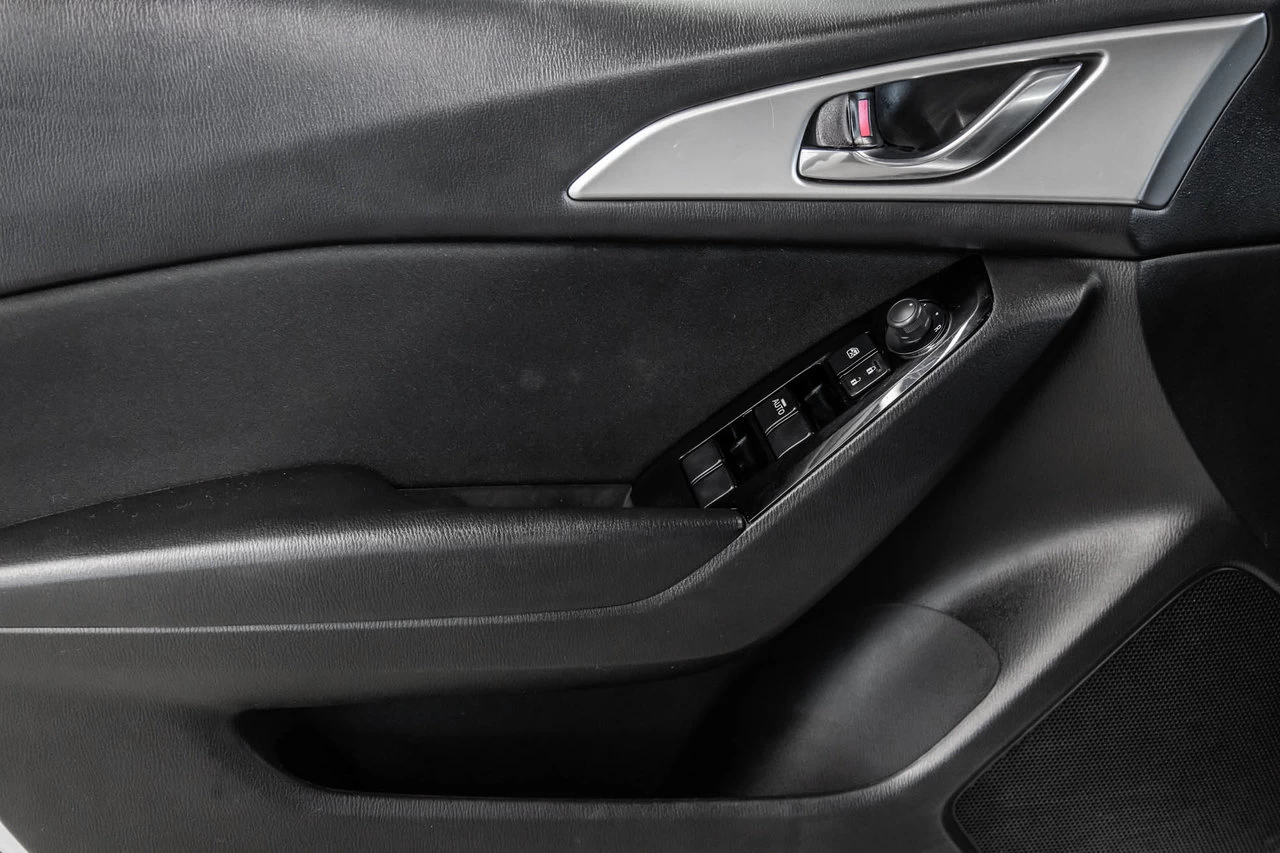 2018 Mazda Mazda3 Gs Mags+toit.ouvrant Image principale