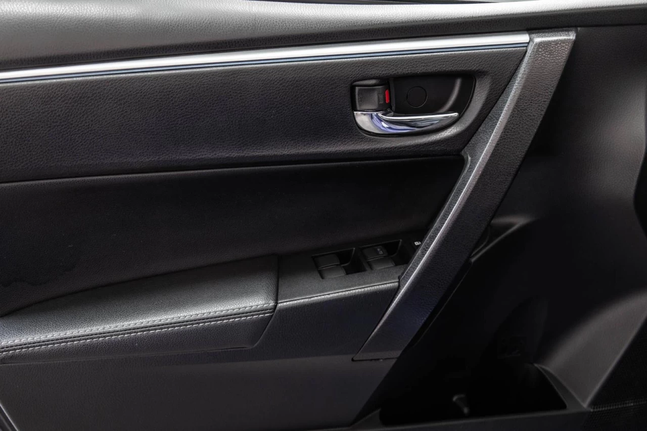 2015 Toyota Corolla Automatique AUBAINE!!! Main Image
