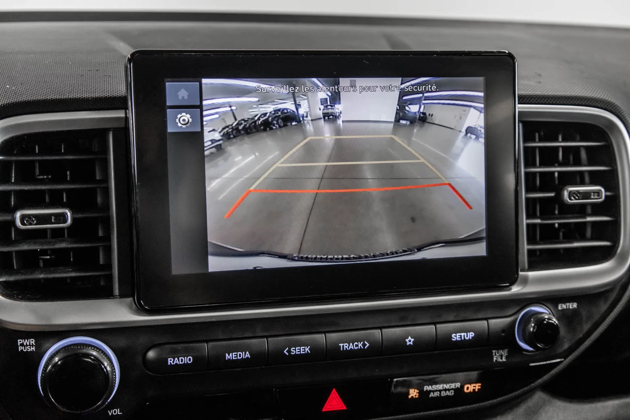 2023 Hyundai Venue Essential Main Image