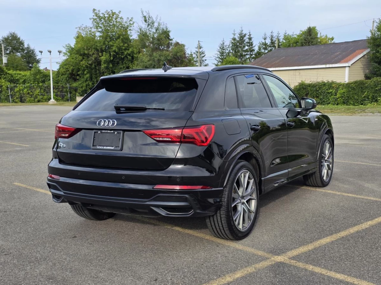 2020 Audi Q3 Technik 45 TFSI quattro Main Image