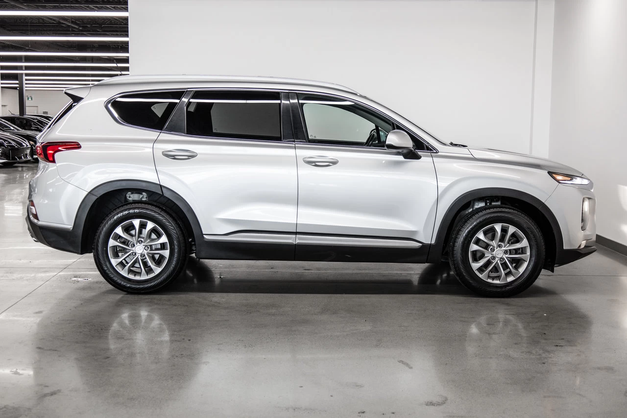 2019 Hyundai Santa Fe Essential Image principale