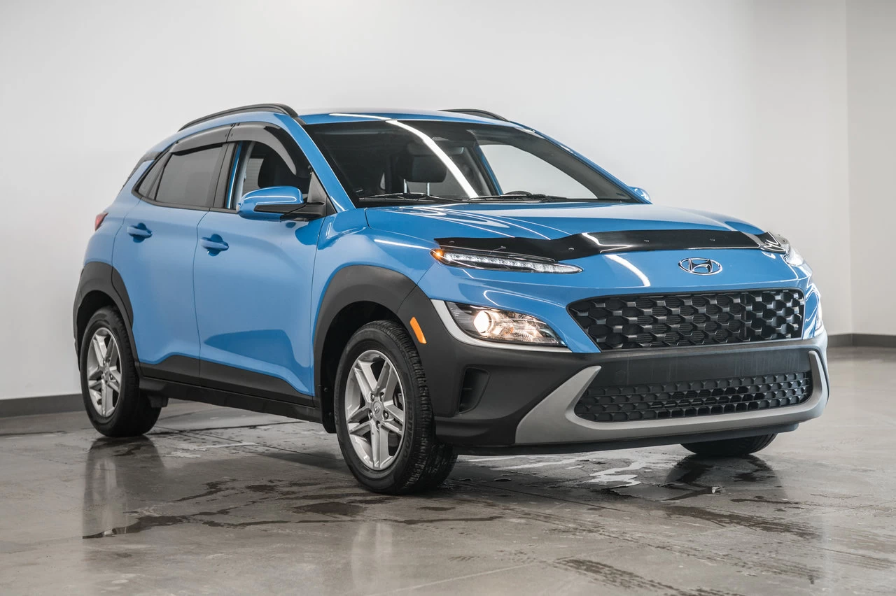 2023 Hyundai Kona Essential Main Image