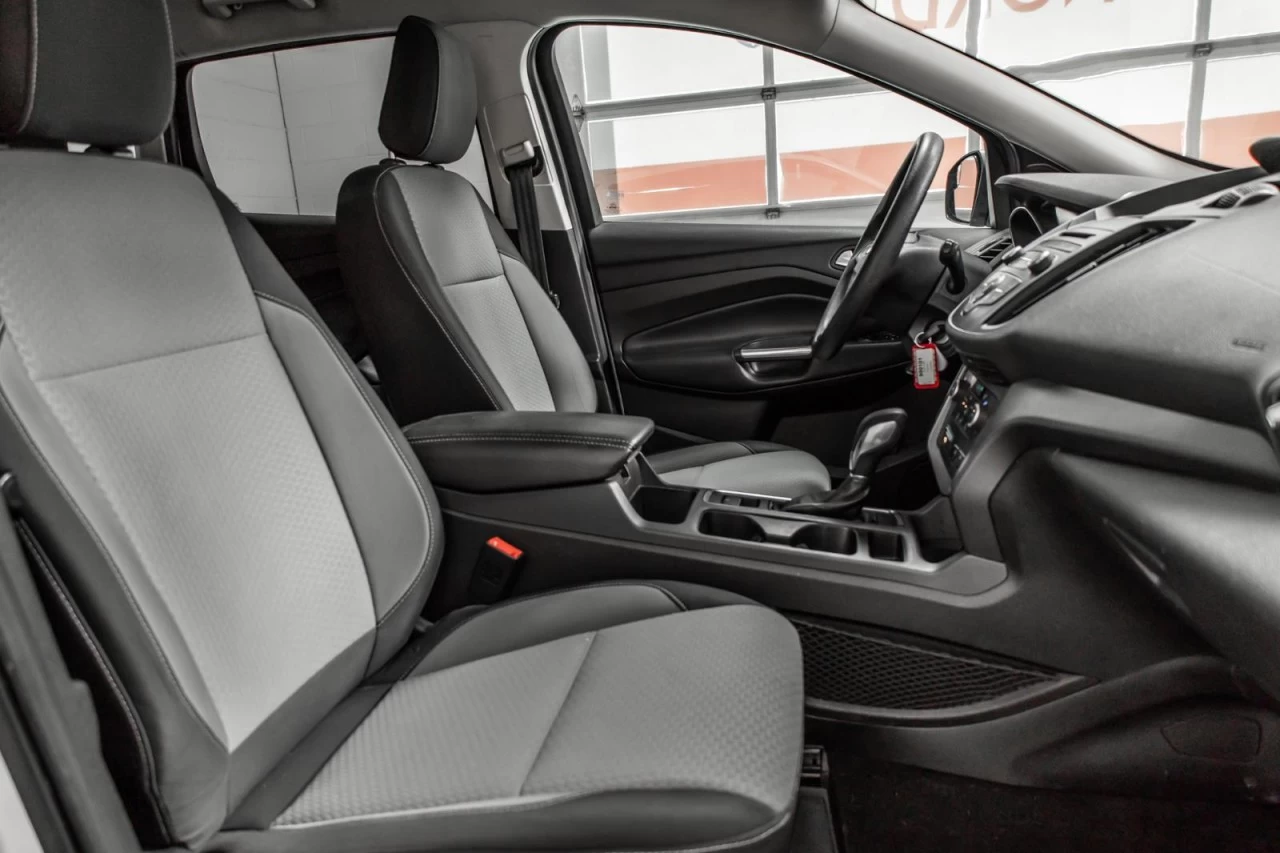 2018 Ford Escape SE 4WD+BLUETOOTH+CAM.RECUL+REG.VITESSE Image principale
