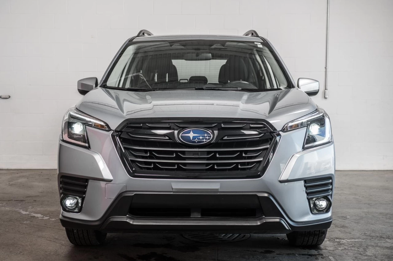 2024 Subaru Forester Touring TOIT.PANO+VOLANT/SIEGES.CHAUFF+CARPLAY Main Image