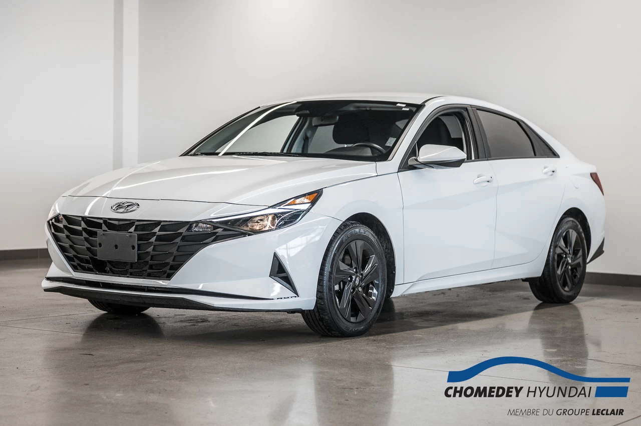 2022 Hyundai Elantra Preferred Image principale