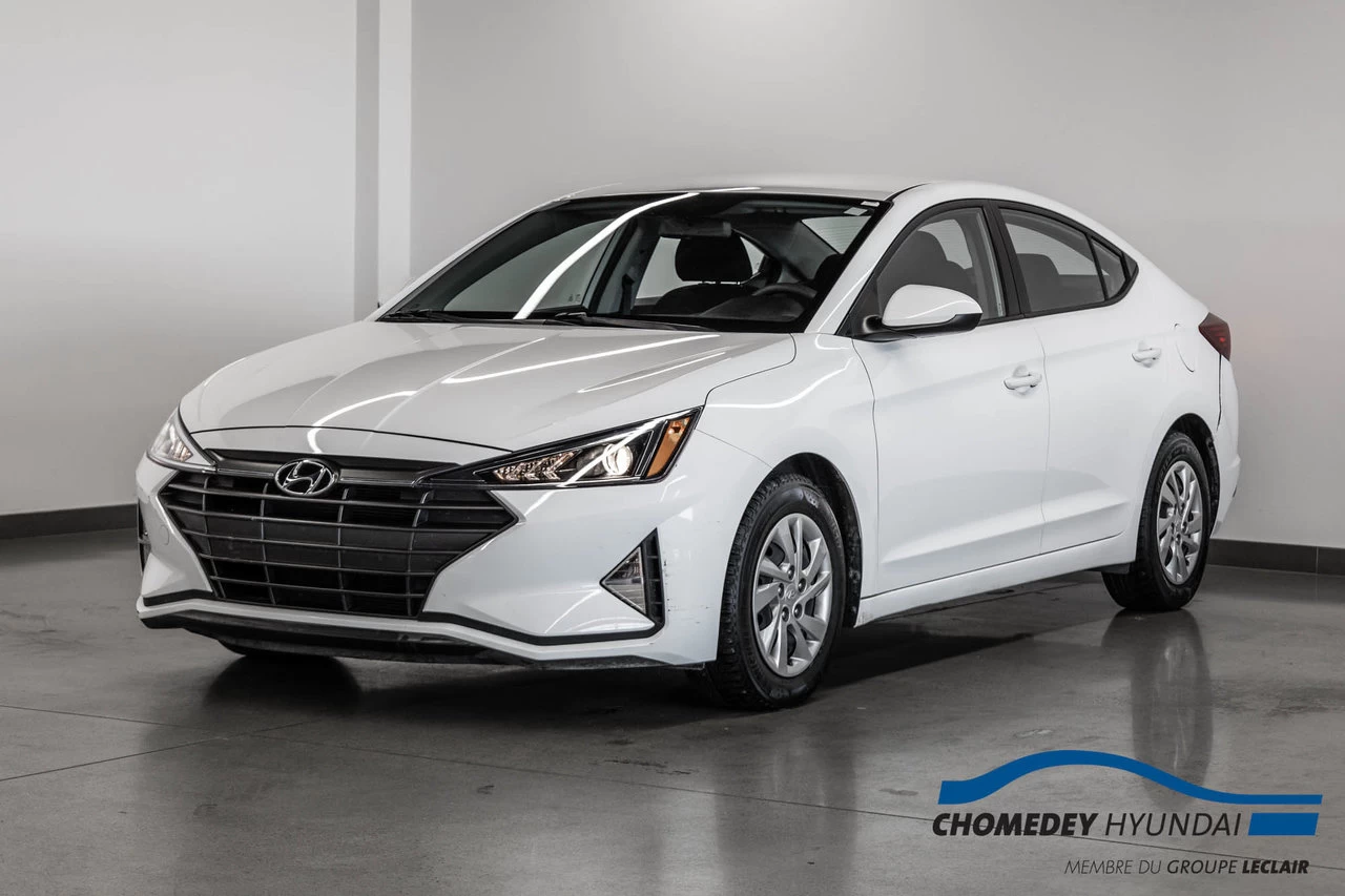 2020 Hyundai Elantra Essential Main Image