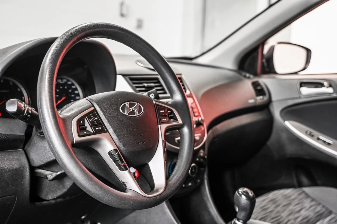 2016 Hyundai Accent GL  SIEGES.CHAUFF+BLUETOOTH+REG.VITESSE Main Image
