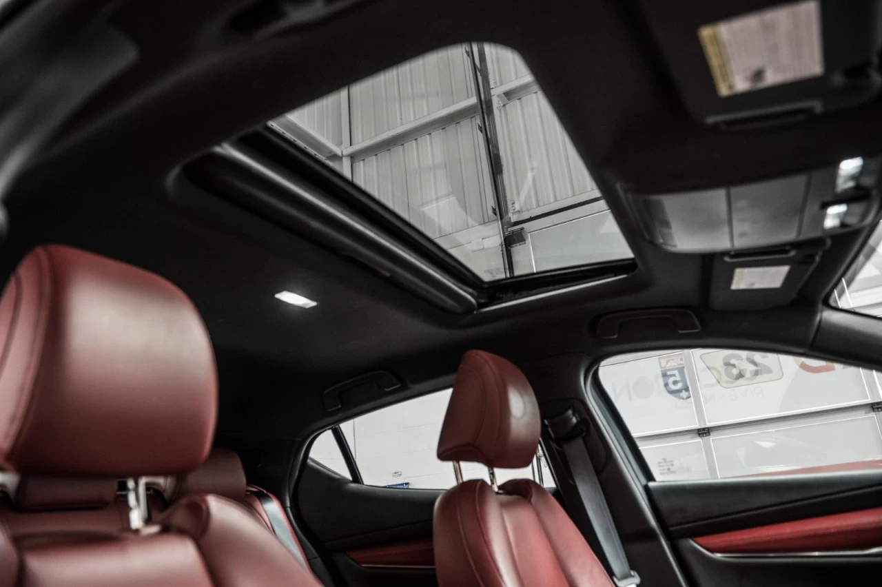 2023 Mazda Mazda3 Sport GT AWD+NAVI+TOIT.OUVRANT+CUIR+VOLANT/SIEGES.CHAUFF Image principale