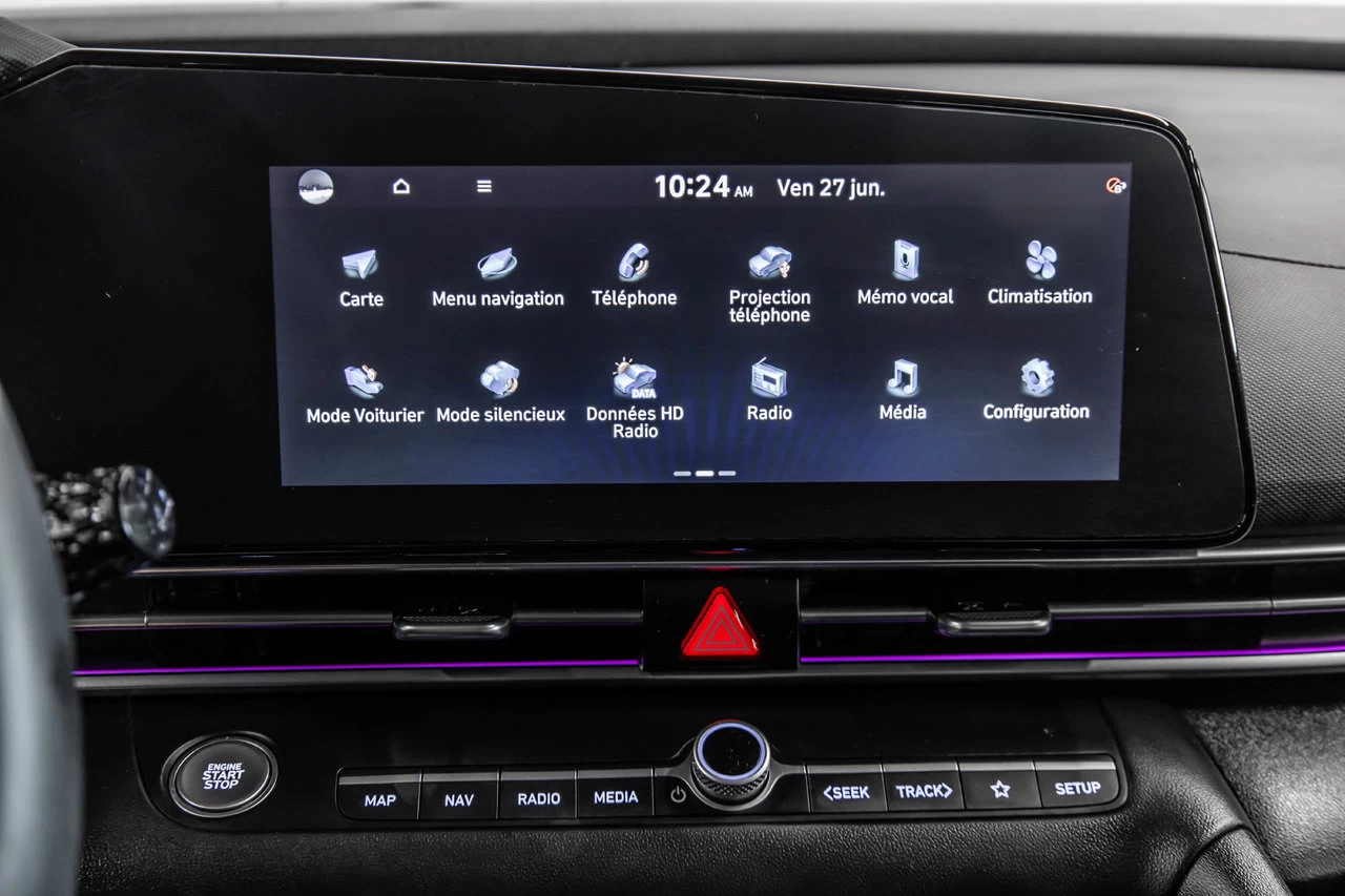 2024 Hyundai Elantra Preferred Tech Image principale