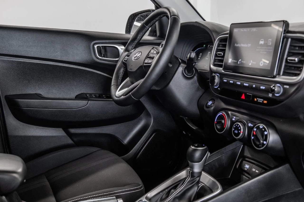 2024 Hyundai Venue Preferred Image principale