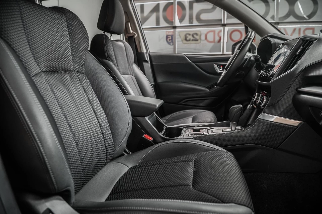 2024 Subaru Forester Touring TOIT.PANO+VOLANT/SIEGES.CHAUFF+CARPLAY Main Image