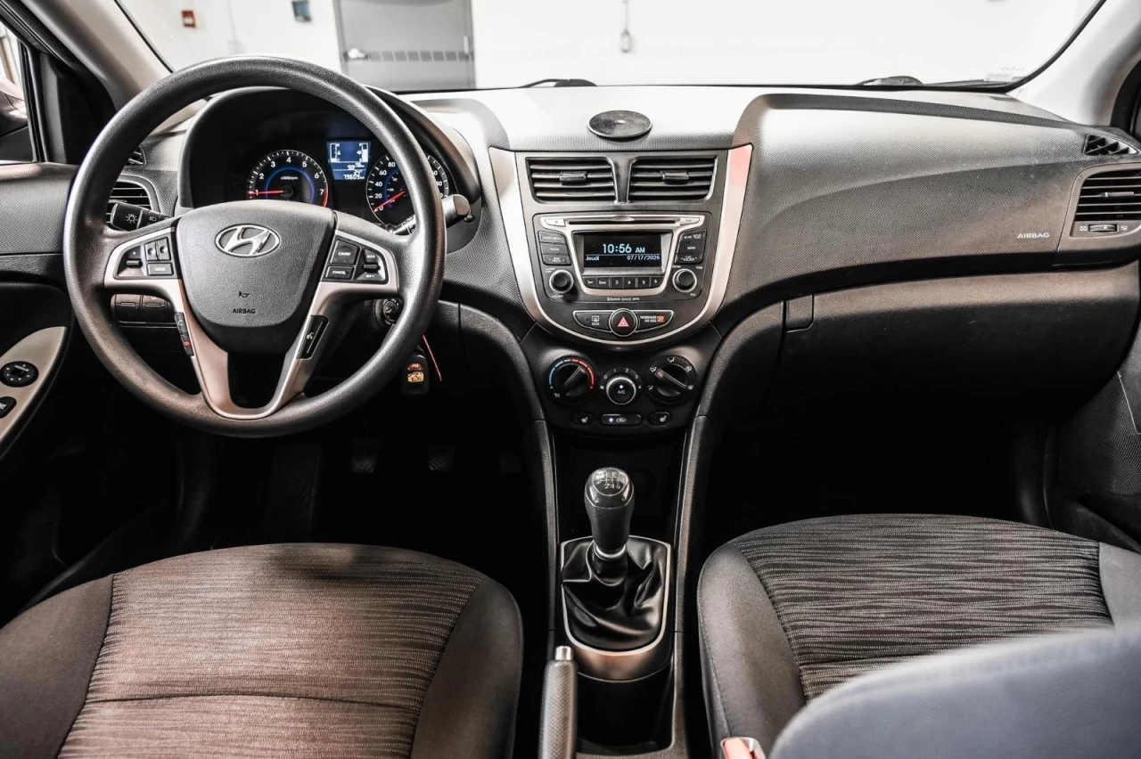 2016 Hyundai Accent GL  SIEGES.CHAUFF+BLUETOOTH+REG.VITESSE Main Image