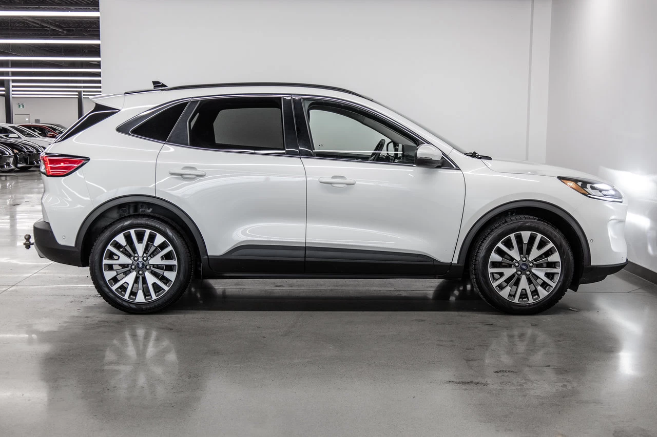 2020 Ford Escape Titanium Awd Image principale