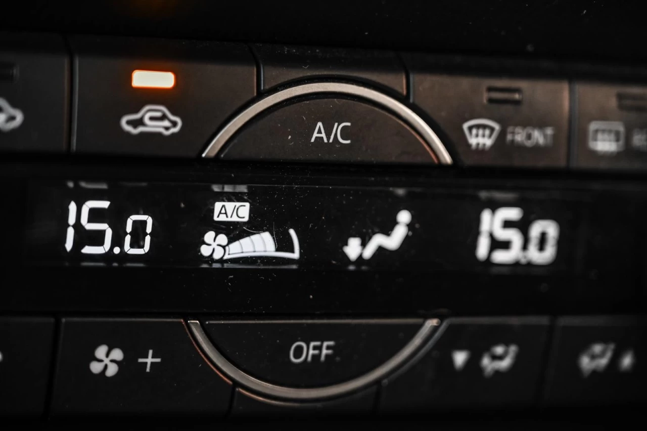 2018 Mazda Mazda3 Sport GT TOIT.OUVRANT+SIEGES.CHAUFF+BLUETOOTH Main Image