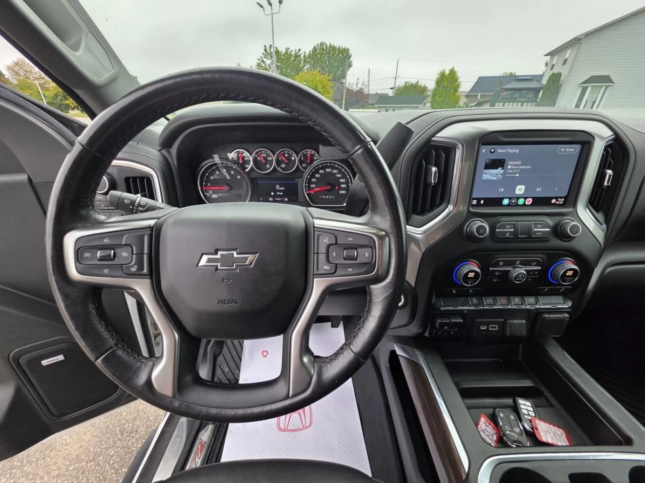 2022 Chevrolet Silverado 1500 Crew Cab Short Box 4-Wheel Drive LT Trail Boss Image principale