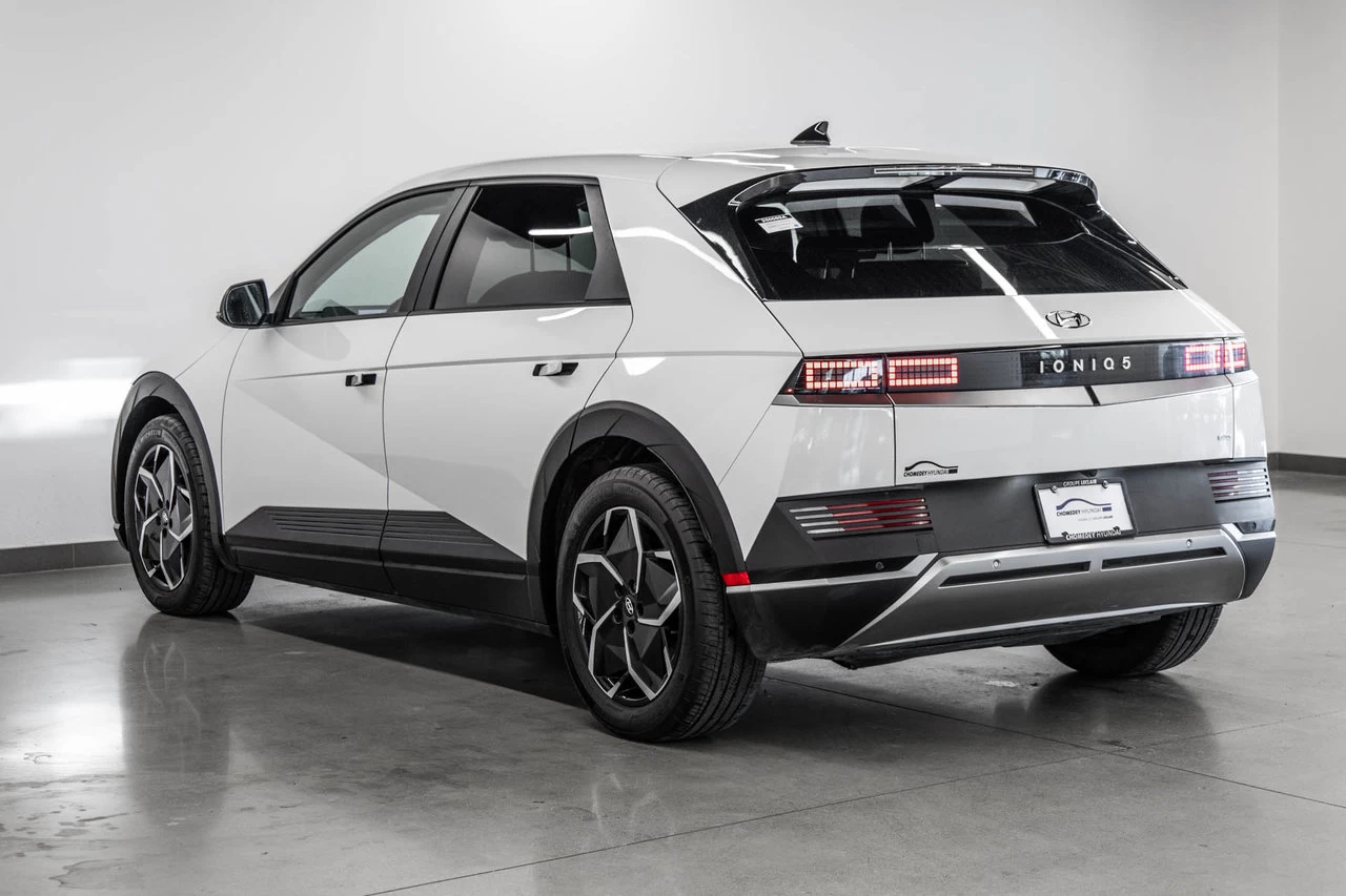 2023 Hyundai IONIQ 5 Preferred Long Range Main Image