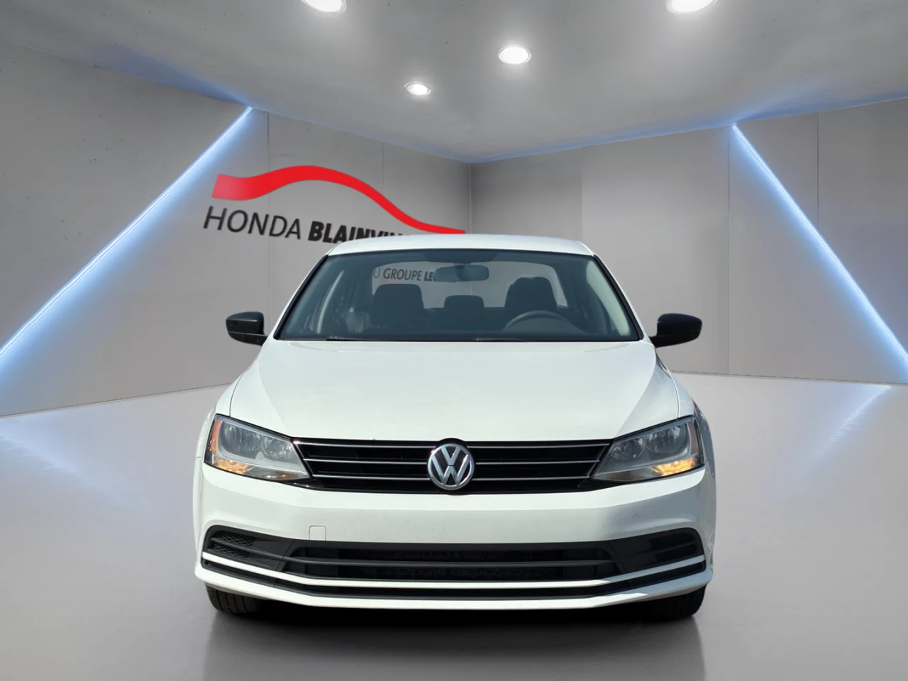 2015 Volkswagen Jetta 4dr 2.0L Auto Trendline+ Image principale