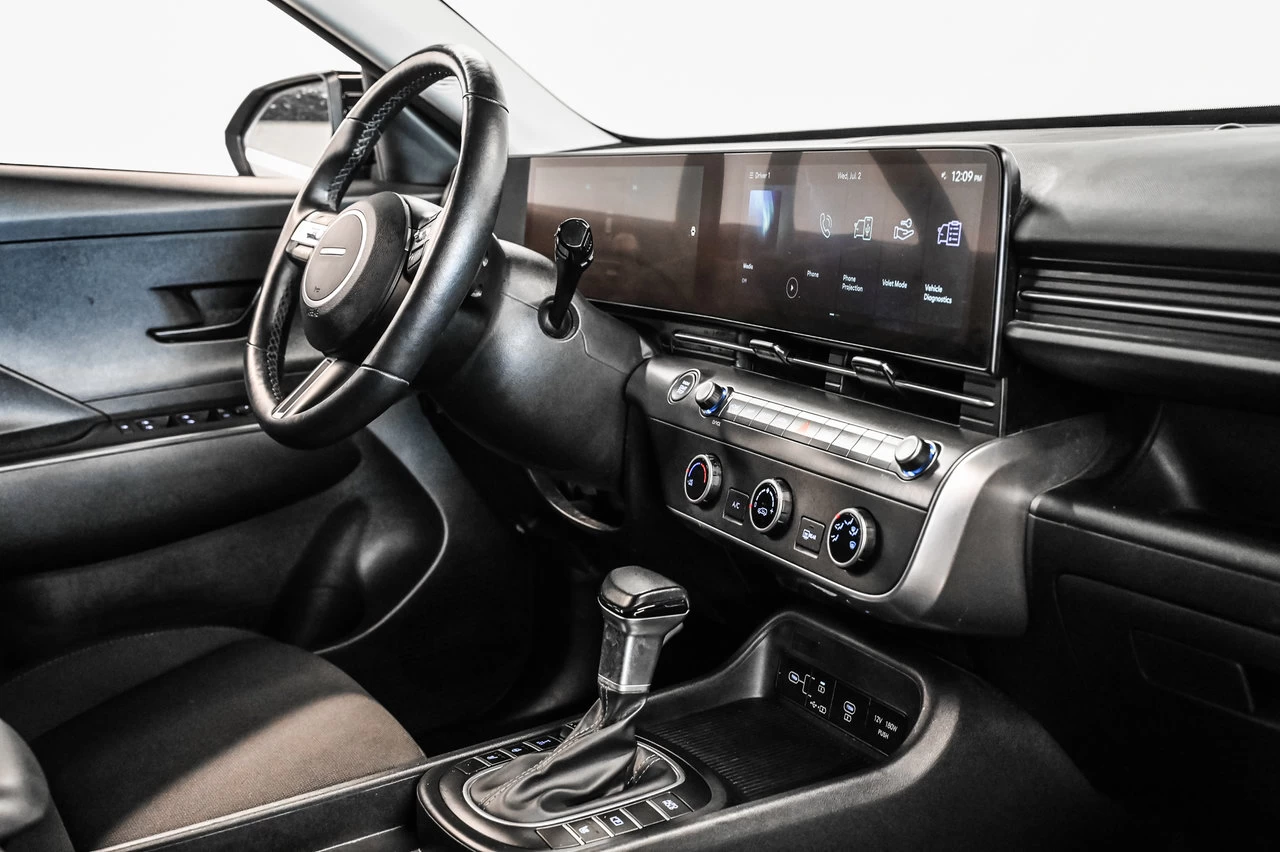 2024 Hyundai Kona Preferred Awd Main Image