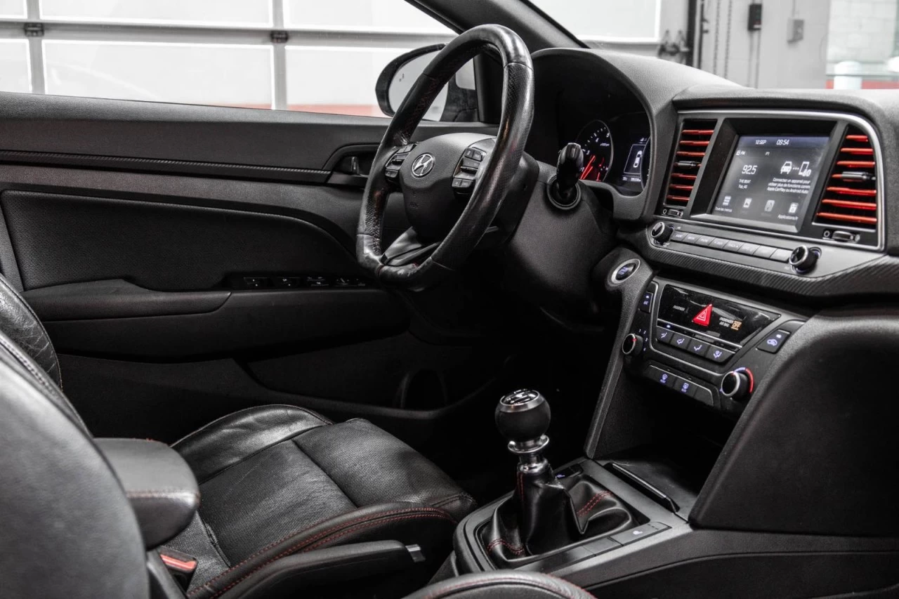 2018 Hyundai Elantra Manuelle - Garantie 1 AN Main Image