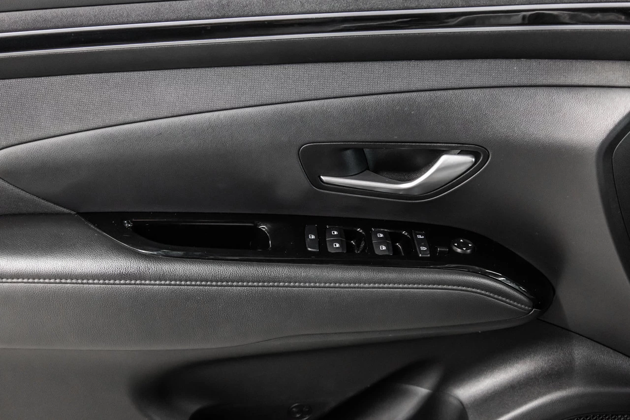2024 Hyundai Tucson Hybrid Luxe Awd Main Image