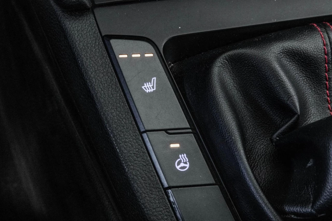 2018 Hyundai Elantra Manuelle - Garantie 1 AN Main Image