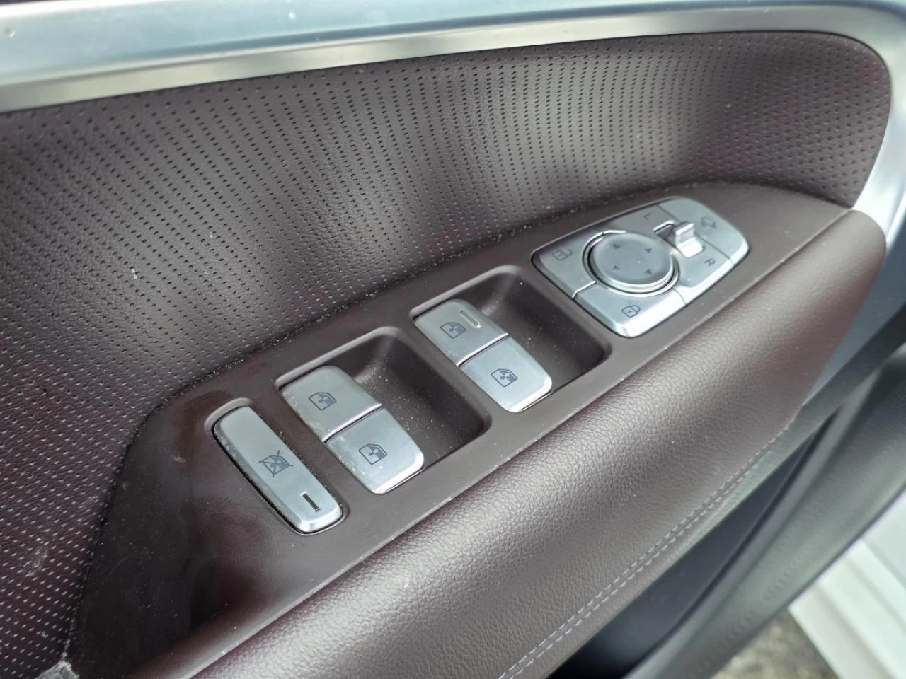2022 Genesis G70 2.0T Advanced AWD Main Image