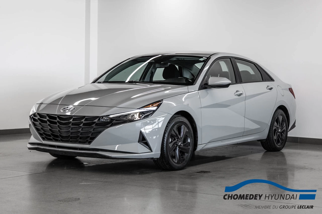 2022 Hyundai Elantra Preferred Image principale