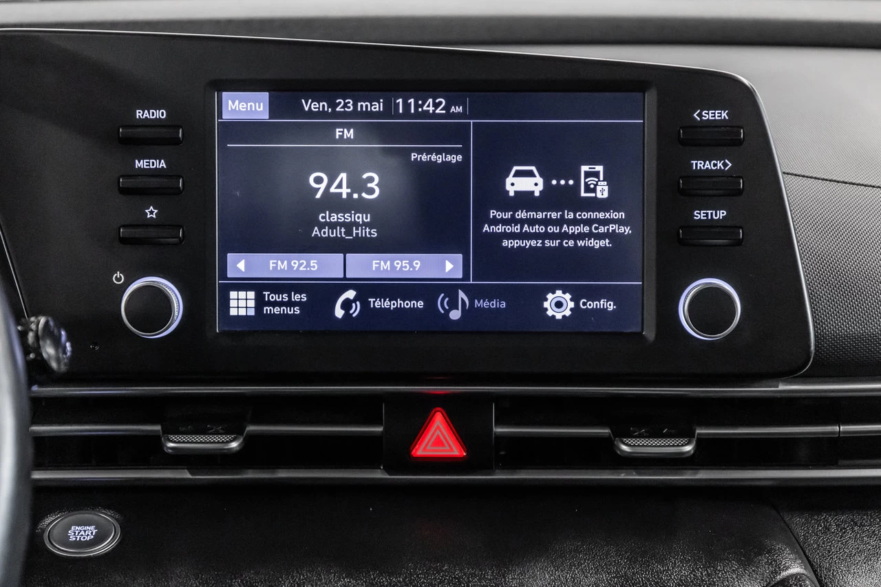 2022 Hyundai Elantra Preferred Image principale