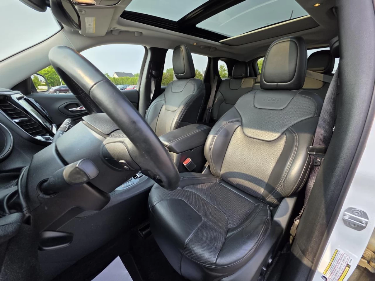 2019 Jeep Cherokee Limited 4x4 Image principale