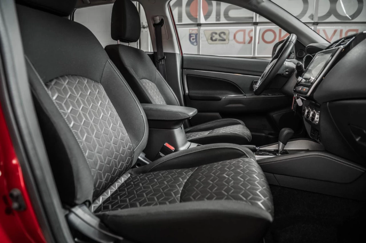 2022 Mitsubishi RVR ES AWC+SIEGES.CHAUFF+CARPLAY+BLUETOOTH+CAM.RECUL Main Image