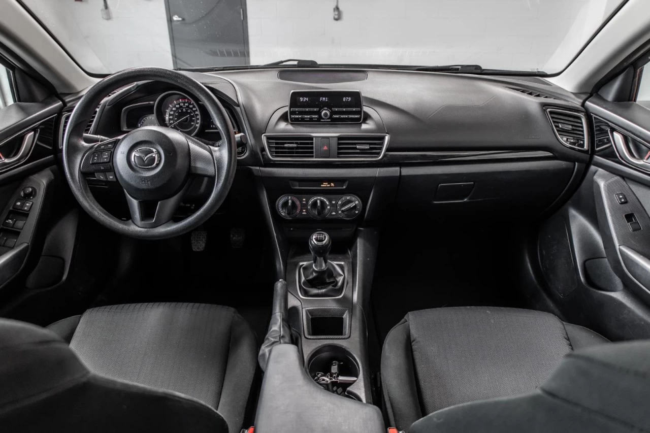 2015 Mazda Mazda3 Manuelle AUBAINE!!! Main Image