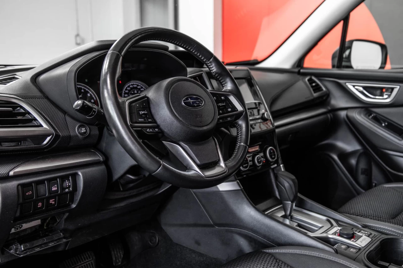 2020 Subaru Forester 2.5i Touring TOIT.PANO+SIEGES.CARPLAY+CAM.RECUL Main Image