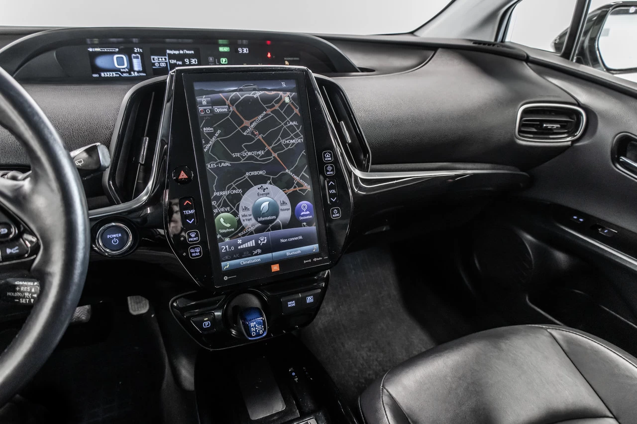 2019 Toyota Prius Tech. E-Awd Main Image