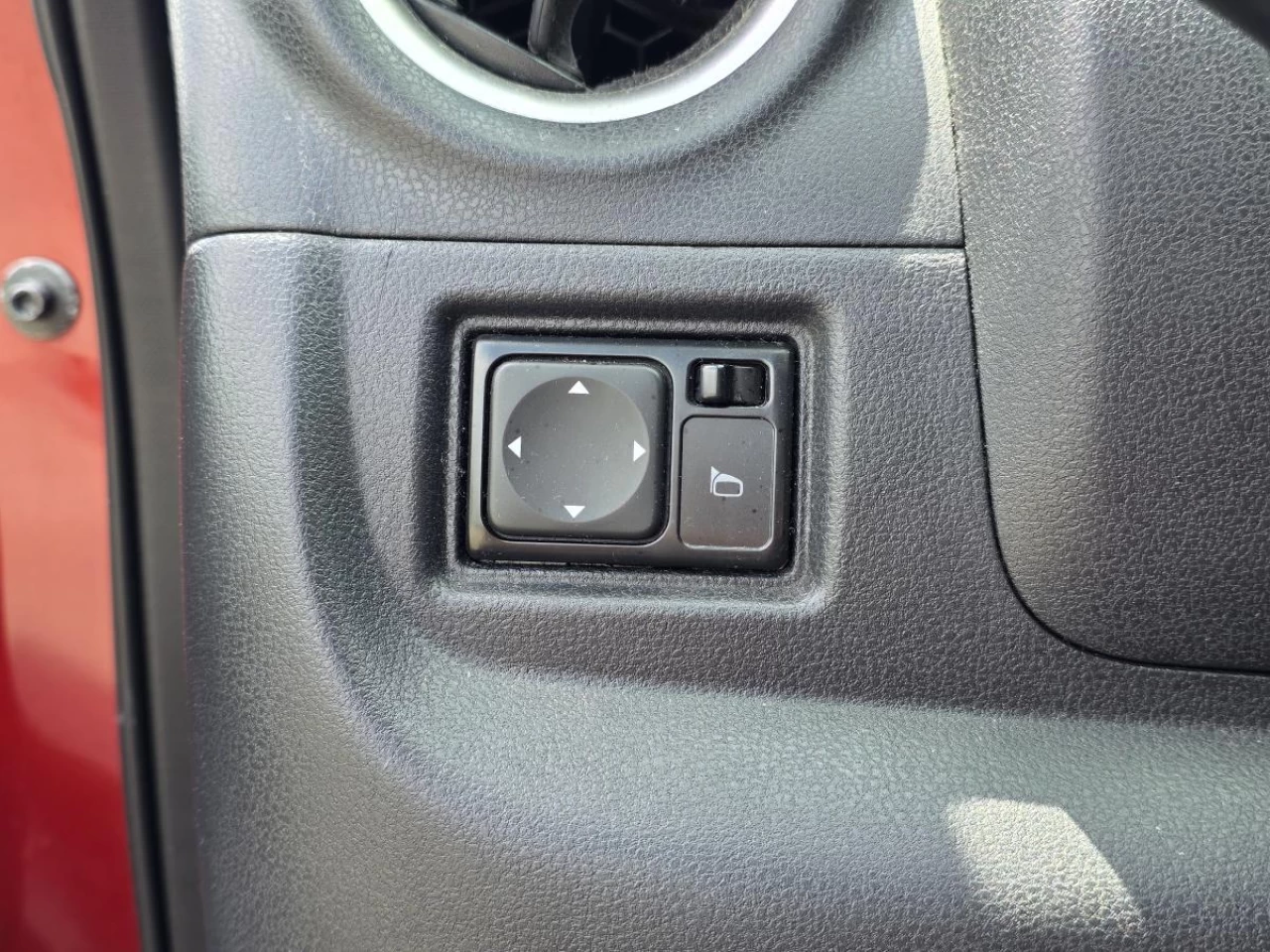 2017 Nissan Versa Note 5dr HB Auto 1.6 SV Image principale